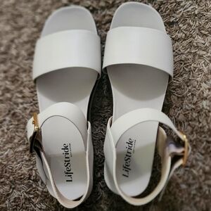 Brand new Lifestride white sandals size 10